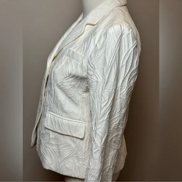 NWT Gucci Ivory Floral Textured Blazer - Size 42/US 6 - Picture 6 of 15